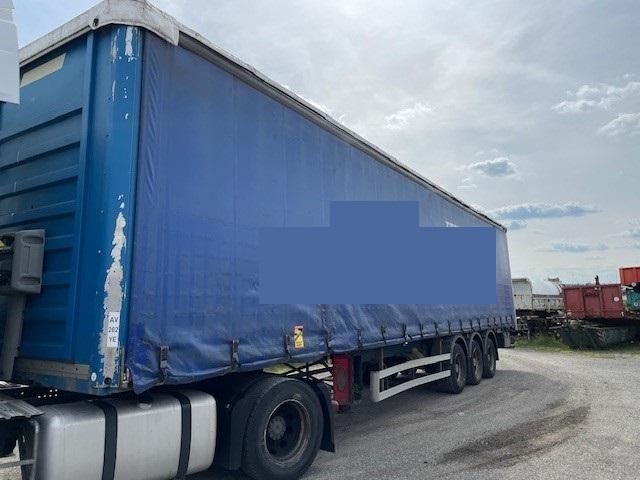 Fruehauf - Semirimorchio centinato: foto 1 Fruehauf - Semirimorchio centinato: foto 1