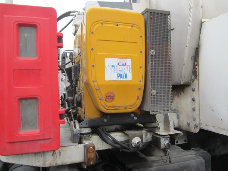 Renault Kerax - Camion cisterna: foto 5 Renault Kerax - Camion cisterna: foto 5