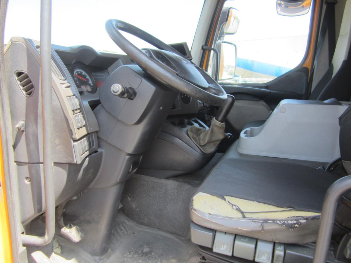 Autocarro furgonato Renault Midlum 220 DXI: foto 9