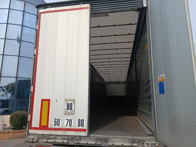 Schmitz Cargobull - Semirimorchio centinato: foto 3 Schmitz Cargobull - Semirimorchio centinato: foto 3