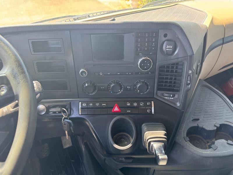 Trattore stradale Mercedes Actros 1845: foto 18