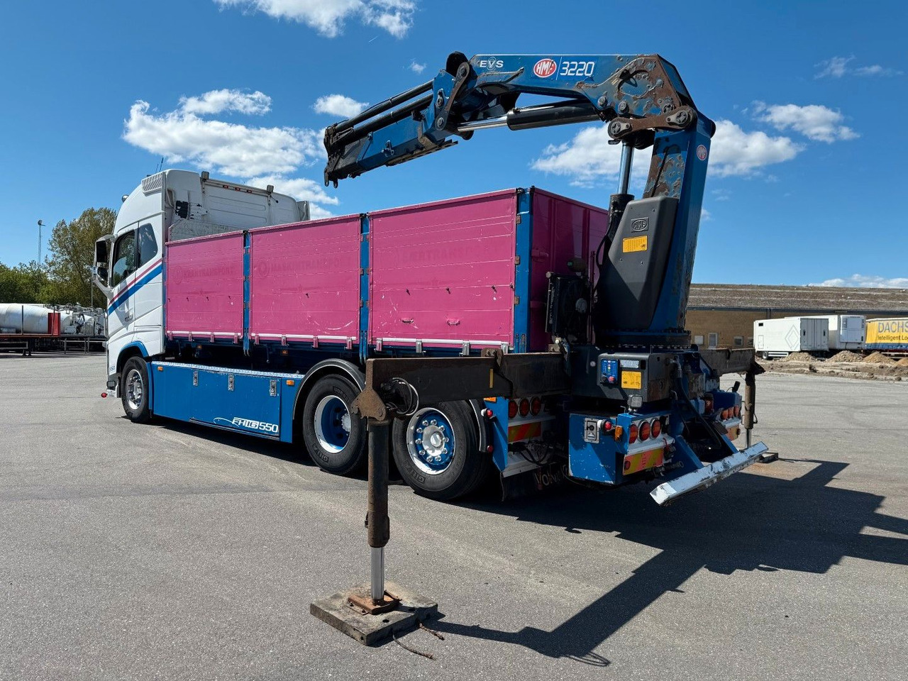 Volvo FH 16.550 6x2*4 / Crane HMF 3220K4 Euro 6 - Camion con gru: foto 5 Volvo FH 16.550 6x2*4 / Crane HMF 3220K4 Euro 6 - Camion con gru: foto 5
