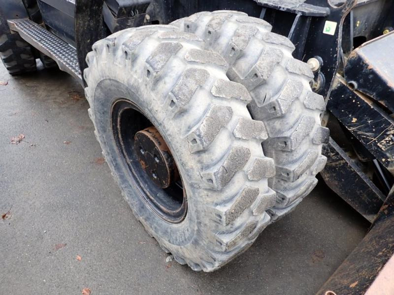 Escavatore gommato Caterpillar M322D: foto 11 Escavatore gommato Caterpillar M322D: foto 11