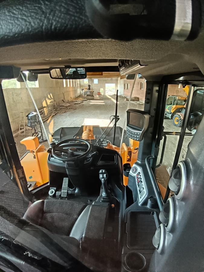 Hyundai HL975 - Pala gommata: foto 4 Hyundai HL975 - Pala gommata: foto 4