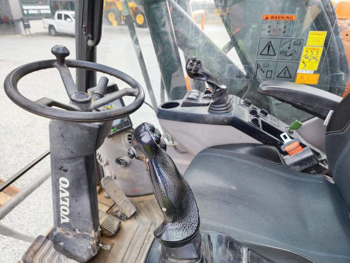 Volvo EWR150 E - Escavatore gommato: foto 5 Volvo EWR150 E - Escavatore gommato: foto 5