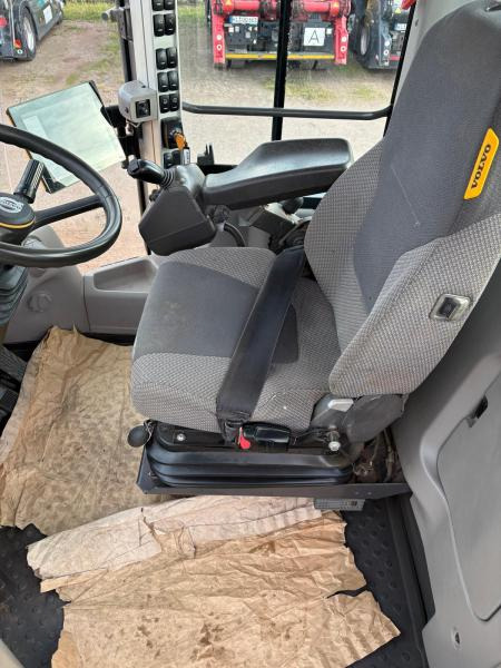 Volvo L120H Long Boom - Pala gommata: foto 5 Volvo L120H Long Boom - Pala gommata: foto 5