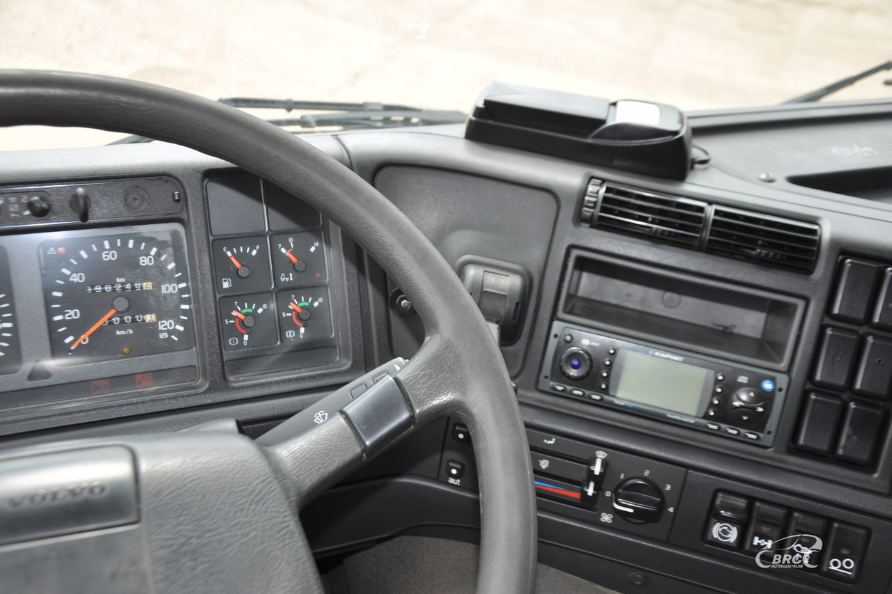 Autocarro con pianale/ Cassone fisso Volvo FM7: foto 12 Autocarro con pianale/ Cassone fisso Volvo FM7: foto 12