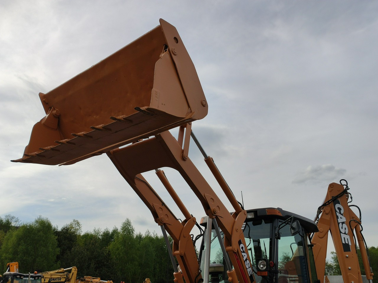 Case 695SR2-4PS - Terna: foto 4 Case 695SR2-4PS - Terna: foto 4