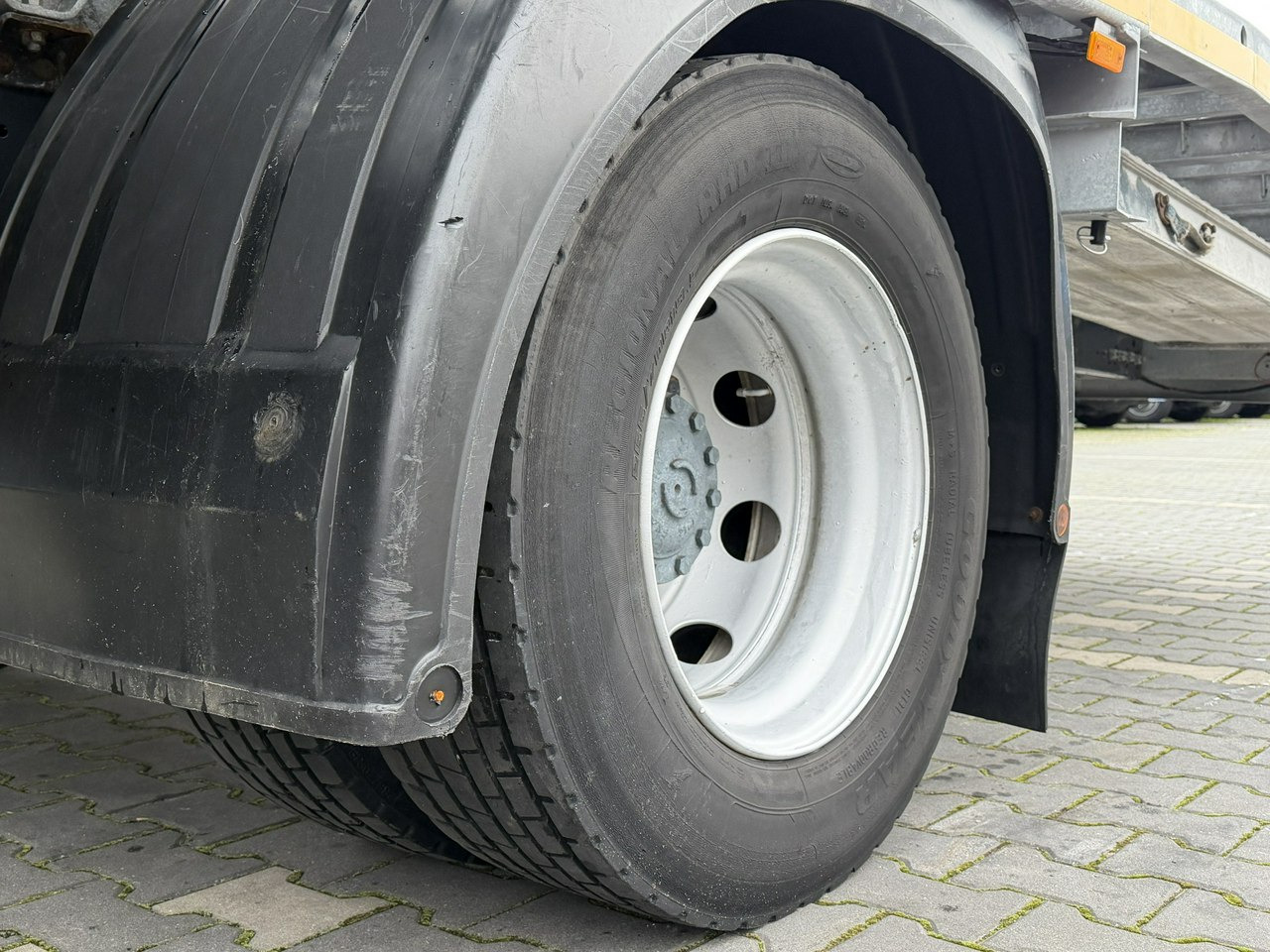 Iveco EUROCARGO 120E25 E6 Laweta Zagłebiana Platforma Pomoc Drogowa - Carro attrezzi: foto 5 Iveco EUROCARGO 120E25 E6 Laweta Zagłebiana Platforma Pomoc Drogowa - Carro attrezzi: foto 5