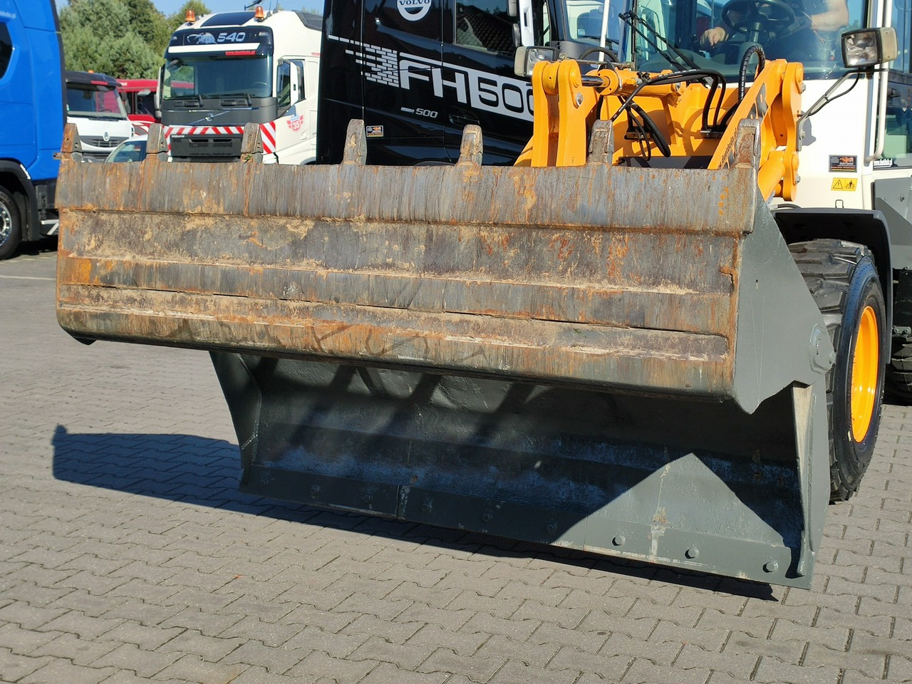 Liebherr L 506 STEREO Szybkozłącze / Łyżka Krokodyl + Widły Waga 6300kg - Pala articolata: foto 4 Liebherr L 506 STEREO Szybkozłącze / Łyżka Krokodyl + Widły Waga 6300kg - Pala articolata: foto 4