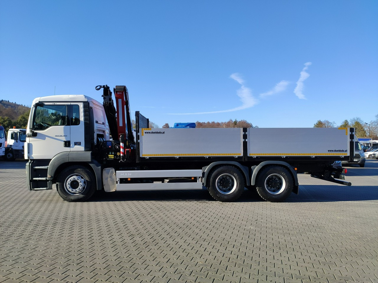 MAN TGS 26.360 6x4 - Autocarro con pianale/ Cassone fisso, Camion con gru: foto 5 MAN TGS 26.360 6x4 - Autocarro con pianale/ Cassone fisso, Camion con gru: foto 5