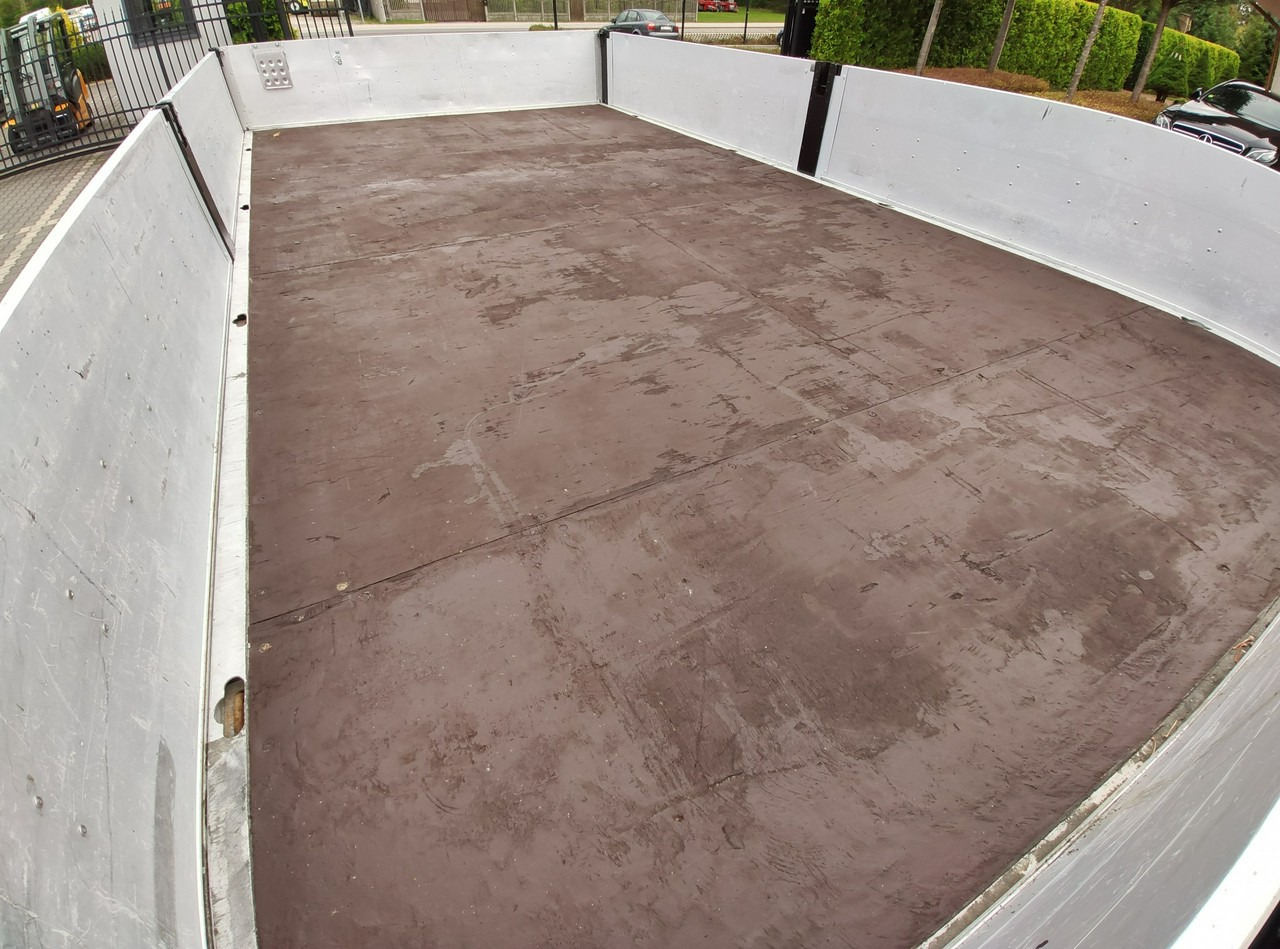 Autocarro con pianale/ Cassone fisso, Camion con gru Mitsubishi Canter Fuso 7C15 3.0/150KM HDS FASSI F40 UNIKAT Super Stan !!!: foto 20