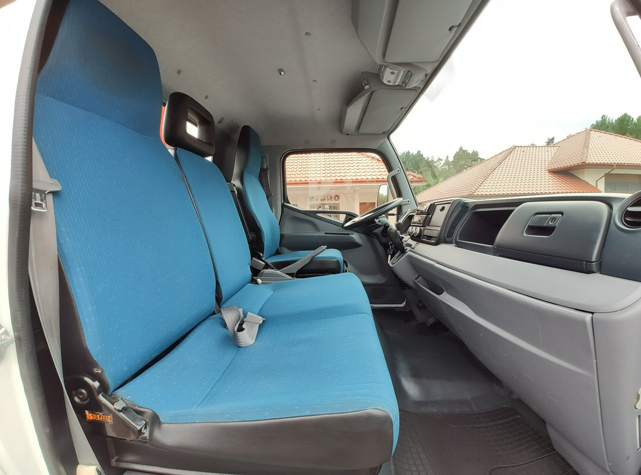 Autocarro con pianale/ Cassone fisso, Camion con gru Mitsubishi Canter Fuso 7C15 3.0/150KM HDS FASSI F40 UNIKAT Super Stan !!!: foto 27