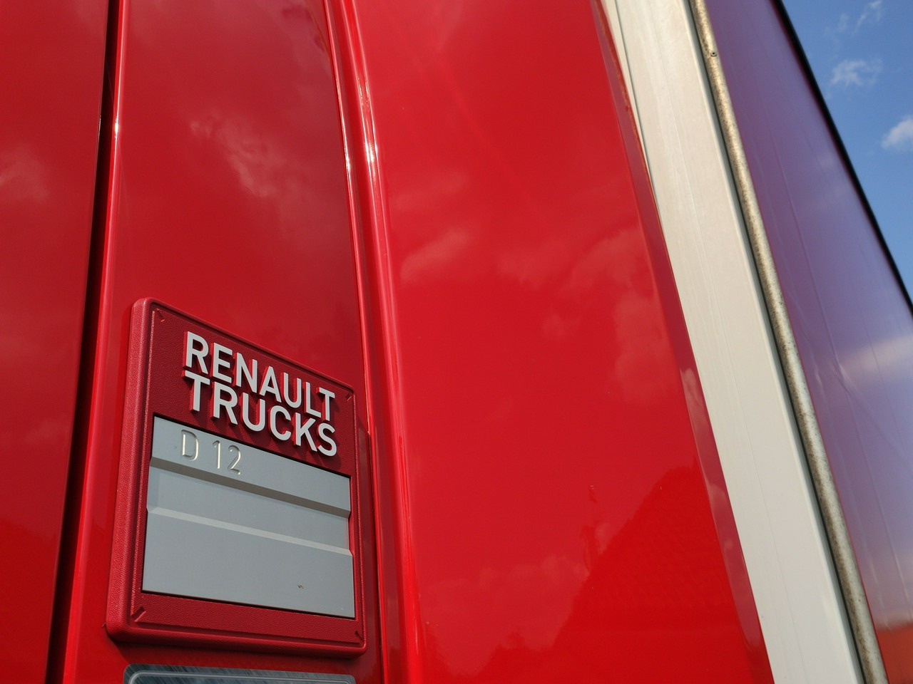 Renault D12.240 E6 Firana Tył Drzwi Dach Zsuwany Długa 830cm - Camion centinato: foto 3 Renault D12.240 E6 Firana Tył Drzwi Dach Zsuwany Długa 830cm - Camion centinato: foto 3