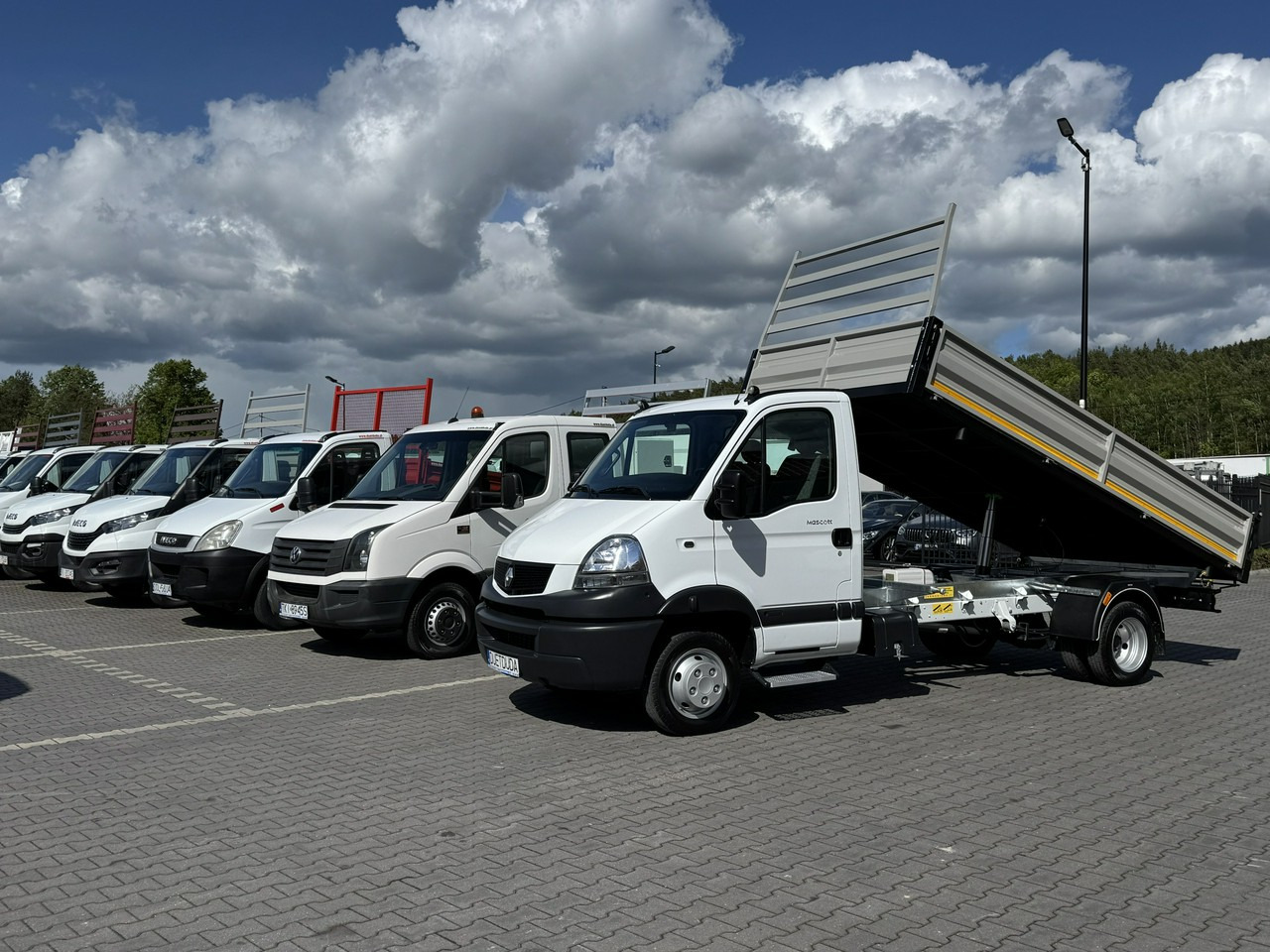 Renault Mascott - Furgone ribaltabile: foto 1 Renault Mascott - Furgone ribaltabile: foto 1