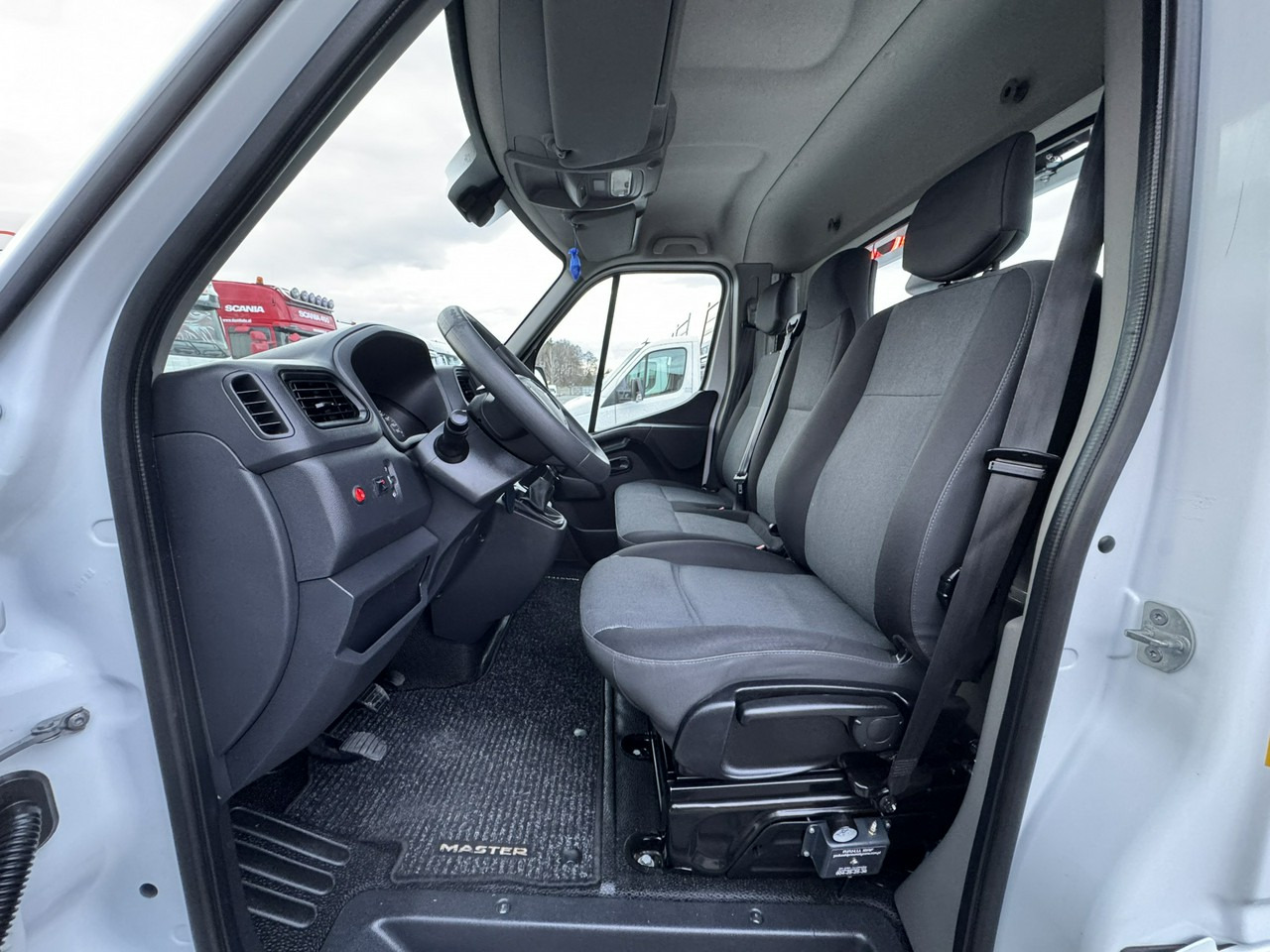 Carro attrezzi Renault Master: foto 20