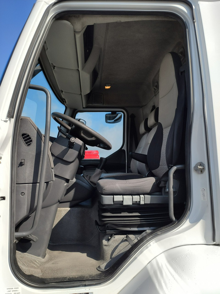 Leasing di Renault Midlum 180.240DXI + HDS HYVA HB170E2 Udzwig 3.6Tony Renault Midlum 180.240DXI + HDS HYVA HB170E2 Udzwig 3.6Tony: foto 17