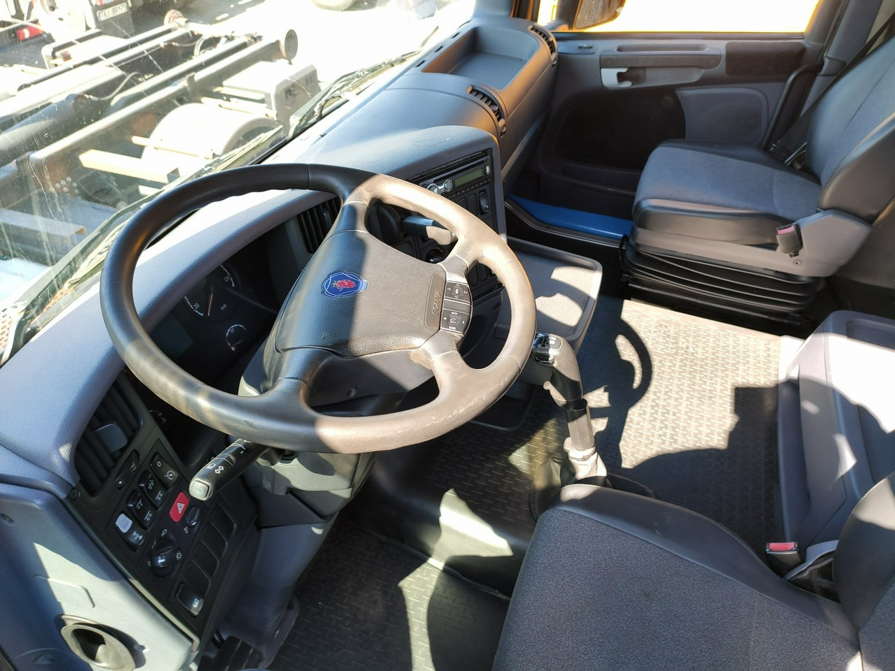 Autocarro con pianale/ Cassone fisso, Camion con gru Scania R 400 LB 6x2 HDS Budowlanka Widły Oś Skrętna Super Stan: foto 26