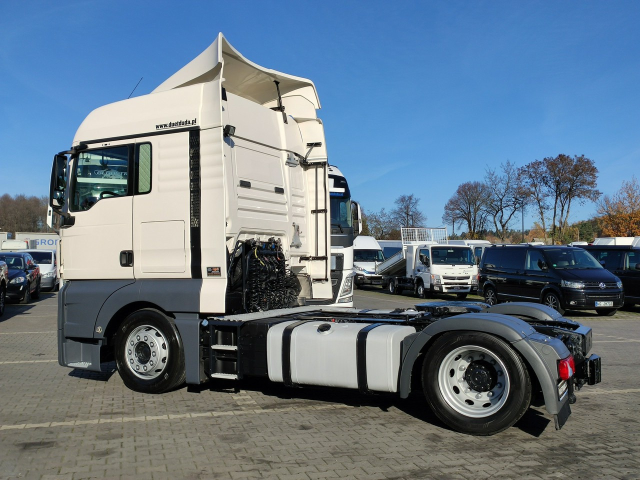 MAN TGX 18.440 Low Deck XLX EURO 6 Retarder SUPER STAN!!! - Trattore stradale: foto 4 MAN TGX 18.440 Low Deck XLX EURO 6 Retarder SUPER STAN!!! - Trattore stradale: foto 4