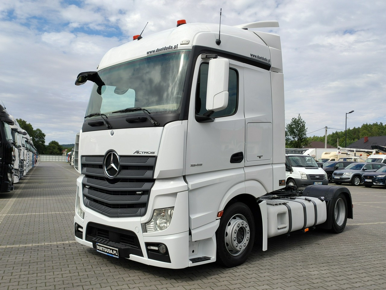Mercedes ACTROS 1845 Euro 6 Low Deck Mega !!! - Trattore stradale: foto 2 Mercedes ACTROS 1845 Euro 6 Low Deck Mega !!! - Trattore stradale: foto 2