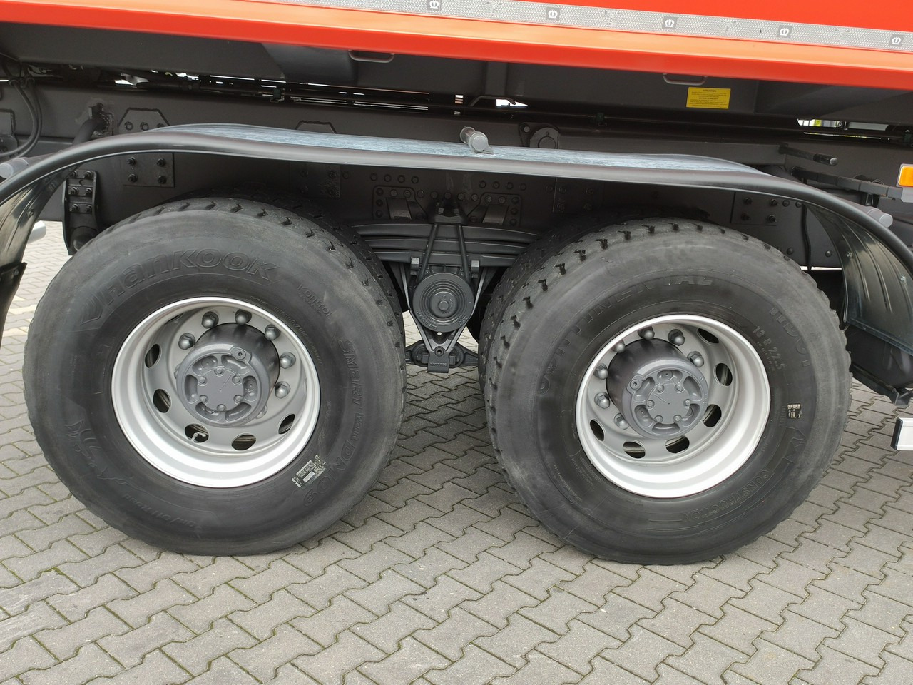 Autocarro ribaltabile, Camion con gru Volvo FMX 410 6x4 13L HDS Radiowy Hydroburta: foto 9