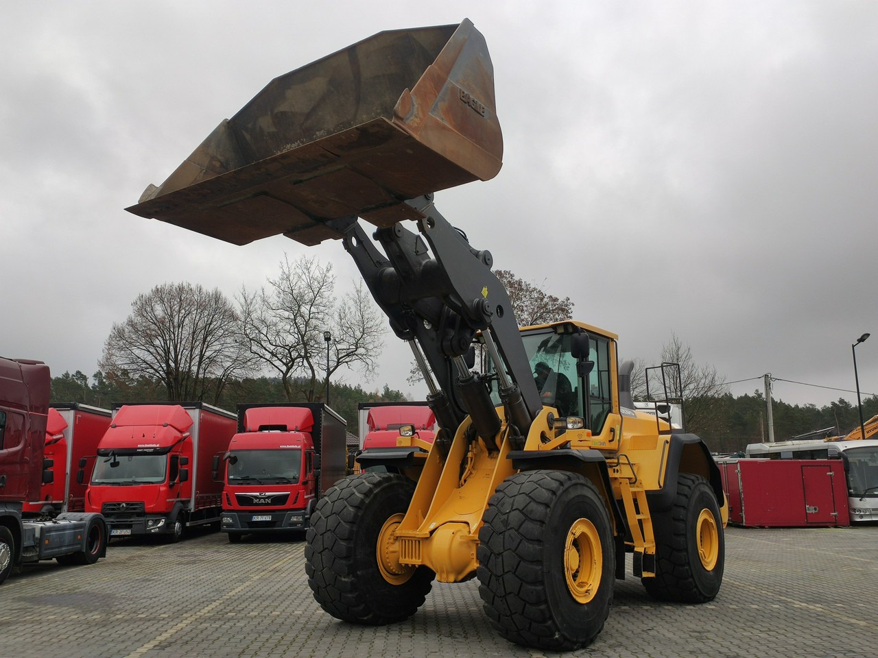 Volvo L 220G - Pala gommata: foto 3 Volvo L 220G - Pala gommata: foto 3