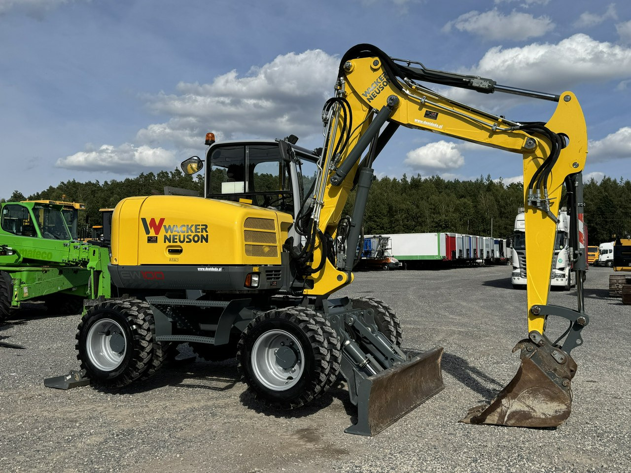 Wacker Neuson EW100 Pług + Podpory 10 ton Szybkozłącze Klimatyzacja - Escavatore gommato: foto 1 Wacker Neuson EW100 Pług + Podpory 10 ton Szybkozłącze Klimatyzacja - Escavatore gommato: foto 1