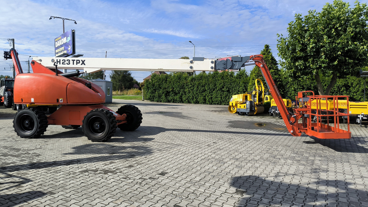 HAULOTTE H 23 TPX - Piattaforma telescopica: foto 2 HAULOTTE H 23 TPX - Piattaforma telescopica: foto 2