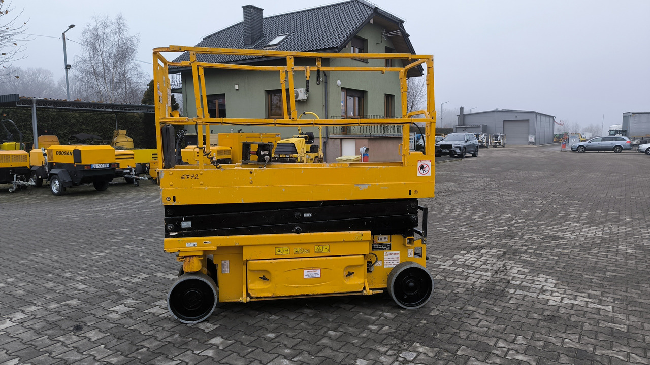 JLG 2030 ES - Piattaforma a pantografo: foto 4 JLG 2030 ES - Piattaforma a pantografo: foto 4