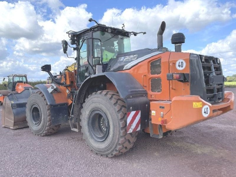 Hitachi ZW 220-7 - Pala gommata: foto 3 Hitachi ZW 220-7 - Pala gommata: foto 3