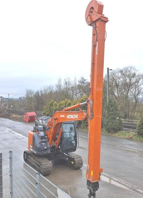 Hitachi ZX 135 US-6 Teledipper - Escavatore cingolato: foto 4 Hitachi ZX 135 US-6 Teledipper - Escavatore cingolato: foto 4