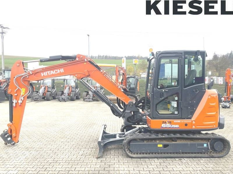 Hitachi ZX 65 USB-6 - Miniescavatore: foto 1 Hitachi ZX 65 USB-6 - Miniescavatore: foto 1