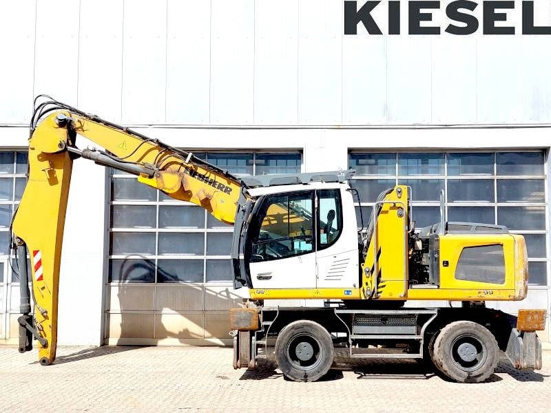 Liebherr LH 24 - Escavatore per movimentazione: foto 1 Liebherr LH 24 - Escavatore per movimentazione: foto 1