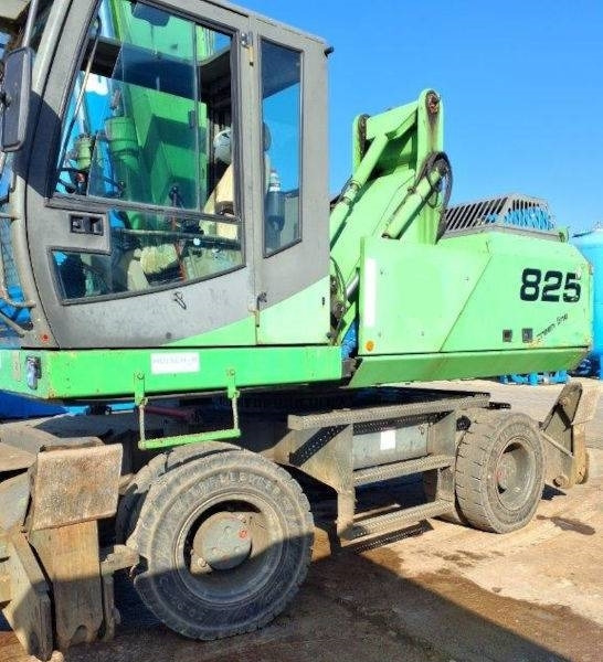 Sennebogen 825 - Escavatore per movimentazione: foto 3 Sennebogen 825 - Escavatore per movimentazione: foto 3