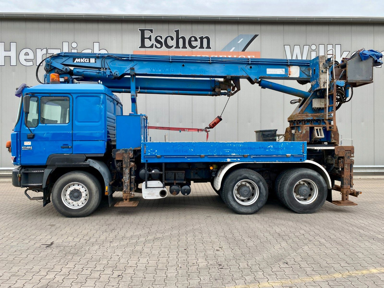 MAN 27.464 6x4 | MKG HMK 350a 2L*FUNK*Retarder*AHK MAN 27.464 6x4 | MKG HMK 350a 2L*FUNK*Retarder*AHK - Camion con gru: foto 2 MAN 27.464 6x4 | MKG HMK 350a 2L*FUNK*Retarder*AHK MAN 27.464 6x4 | MKG HMK 350a 2L*FUNK*Retarder*AHK - Camion con gru: foto 2