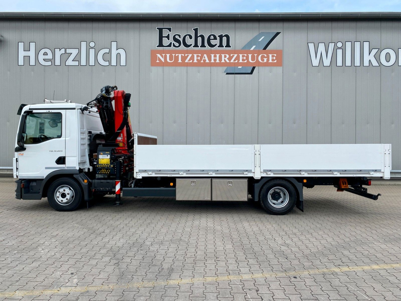 MAN TGL 12.220 | Palfinger PK 9.501*5+6. Kreis*Navi - Autocarro con pianale/ Cassone fisso, Camion con gru: foto 2 MAN TGL 12.220 | Palfinger PK 9.501*5+6. Kreis*Navi - Autocarro con pianale/ Cassone fisso, Camion con gru: foto 2