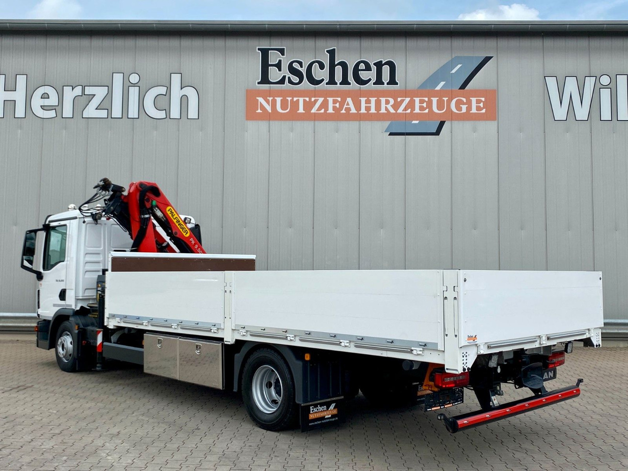 MAN TGL 12.220 | Palfinger PK 9.501*5+6. Kreis*Navi - Autocarro con pianale/ Cassone fisso, Camion con gru: foto 3 MAN TGL 12.220 | Palfinger PK 9.501*5+6. Kreis*Navi - Autocarro con pianale/ Cassone fisso, Camion con gru: foto 3