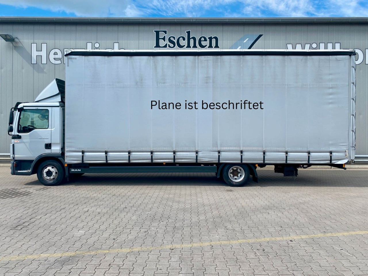 MAN TGL 8.220 I Pritsche Plane*Klima*2Tank*Automatik - Camion centinato: foto 2 MAN TGL 8.220 I Pritsche Plane*Klima*2Tank*Automatik - Camion centinato: foto 2