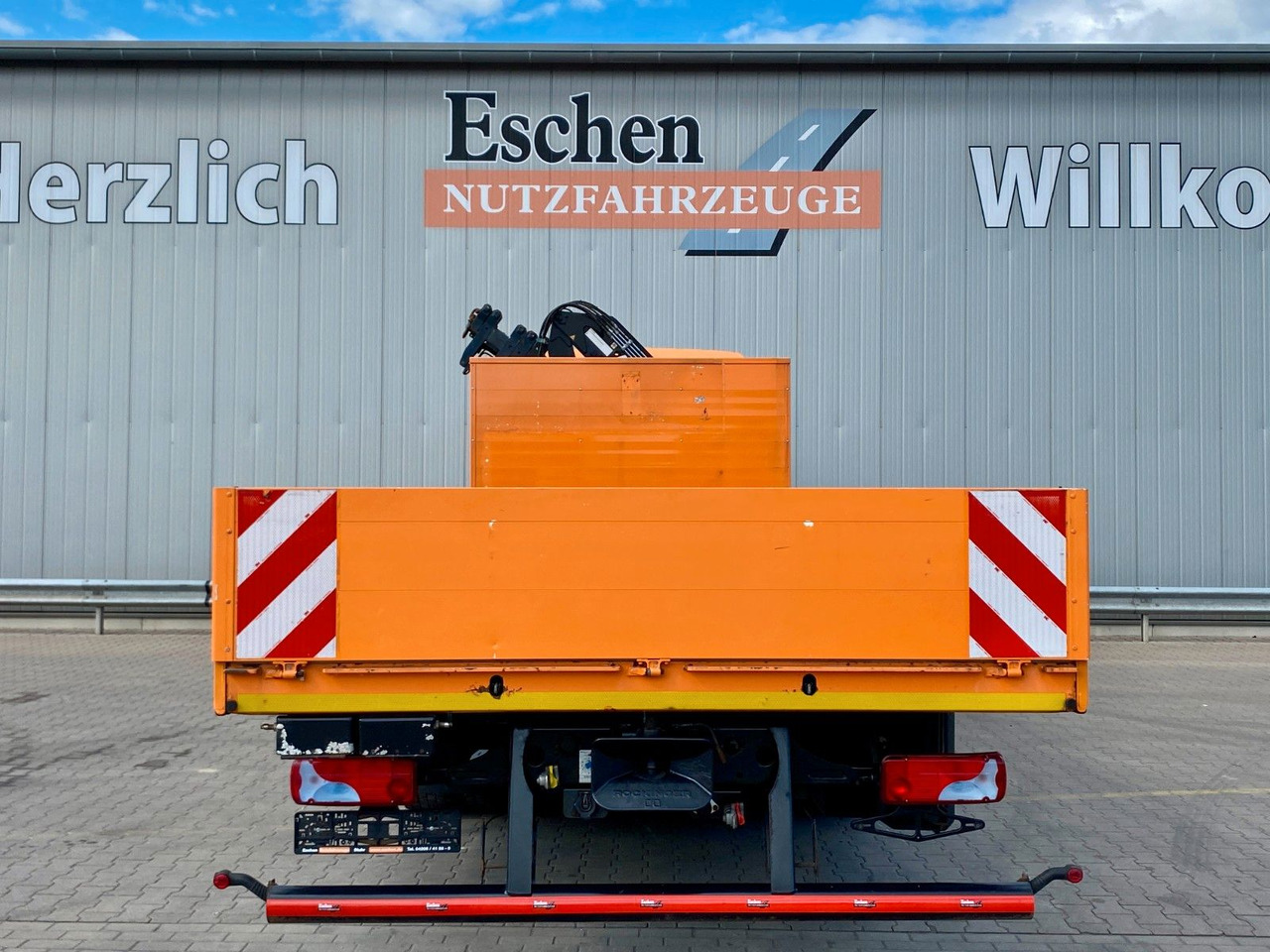MAN TGM 15.290 DOKA|Atlas AK 75,2*Funk*4x Sitze*Navi - Autocarro con pianale/ Cassone fisso, Camion con gru: foto 5 MAN TGM 15.290 DOKA|Atlas AK 75,2*Funk*4x Sitze*Navi - Autocarro con pianale/ Cassone fisso, Camion con gru: foto 5