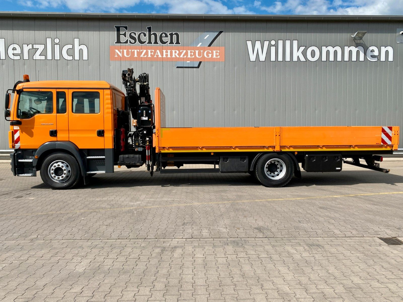 MAN TGM 15.290 DOKA|Atlas AK 75,2*Funk*4x Sitze*Navi - Autocarro con pianale/ Cassone fisso, Camion con gru: foto 3 MAN TGM 15.290 DOKA|Atlas AK 75,2*Funk*4x Sitze*Navi - Autocarro con pianale/ Cassone fisso, Camion con gru: foto 3