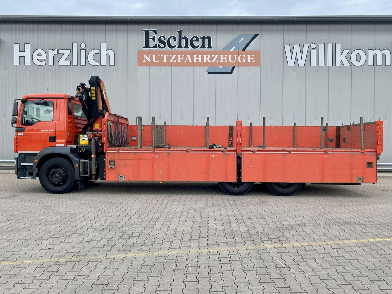 MAN TGM 26.340 6x2-4 LL | PK14002*Funk*Klima*1.Hand - Autocarro con pianale/ Cassone fisso, Camion con gru: foto 4 MAN TGM 26.340 6x2-4 LL | PK14002*Funk*Klima*1.Hand - Autocarro con pianale/ Cassone fisso, Camion con gru: foto 4