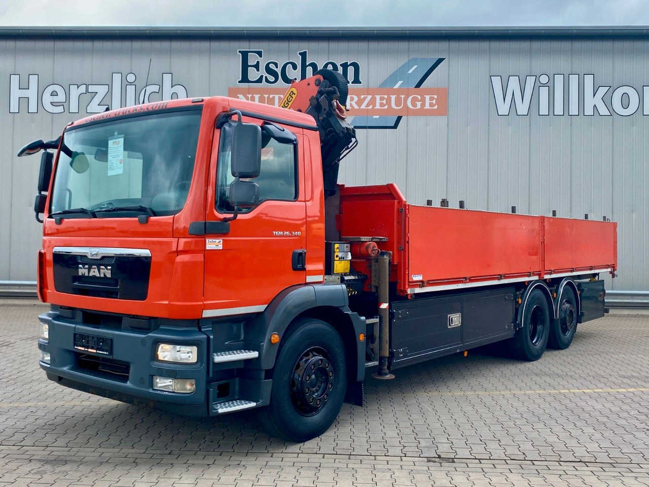 MAN TGM 26.340 6x2-4 LL | PK14002*Funk*Klima*1.Hand - Autocarro con pianale/ Cassone fisso, Camion con gru: foto 2 MAN TGM 26.340 6x2-4 LL | PK14002*Funk*Klima*1.Hand - Autocarro con pianale/ Cassone fisso, Camion con gru: foto 2