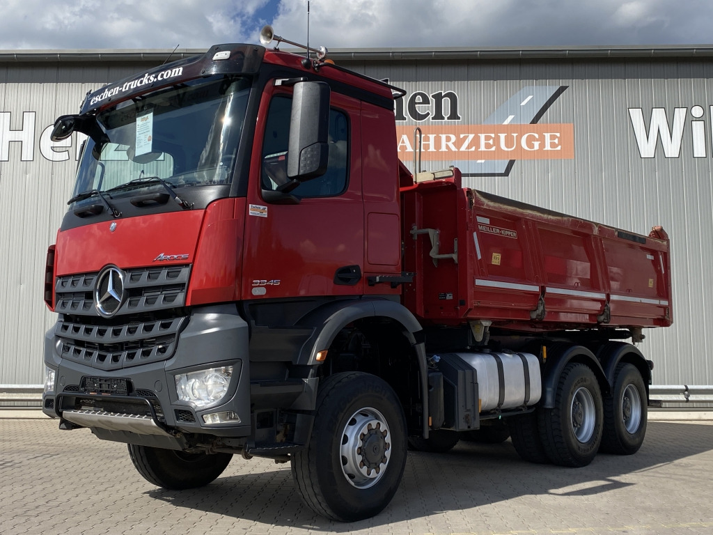 Mercedes-Benz 3345 6x6 - Autocarro ribaltabile: foto 2 Mercedes-Benz 3345 6x6 - Autocarro ribaltabile: foto 2