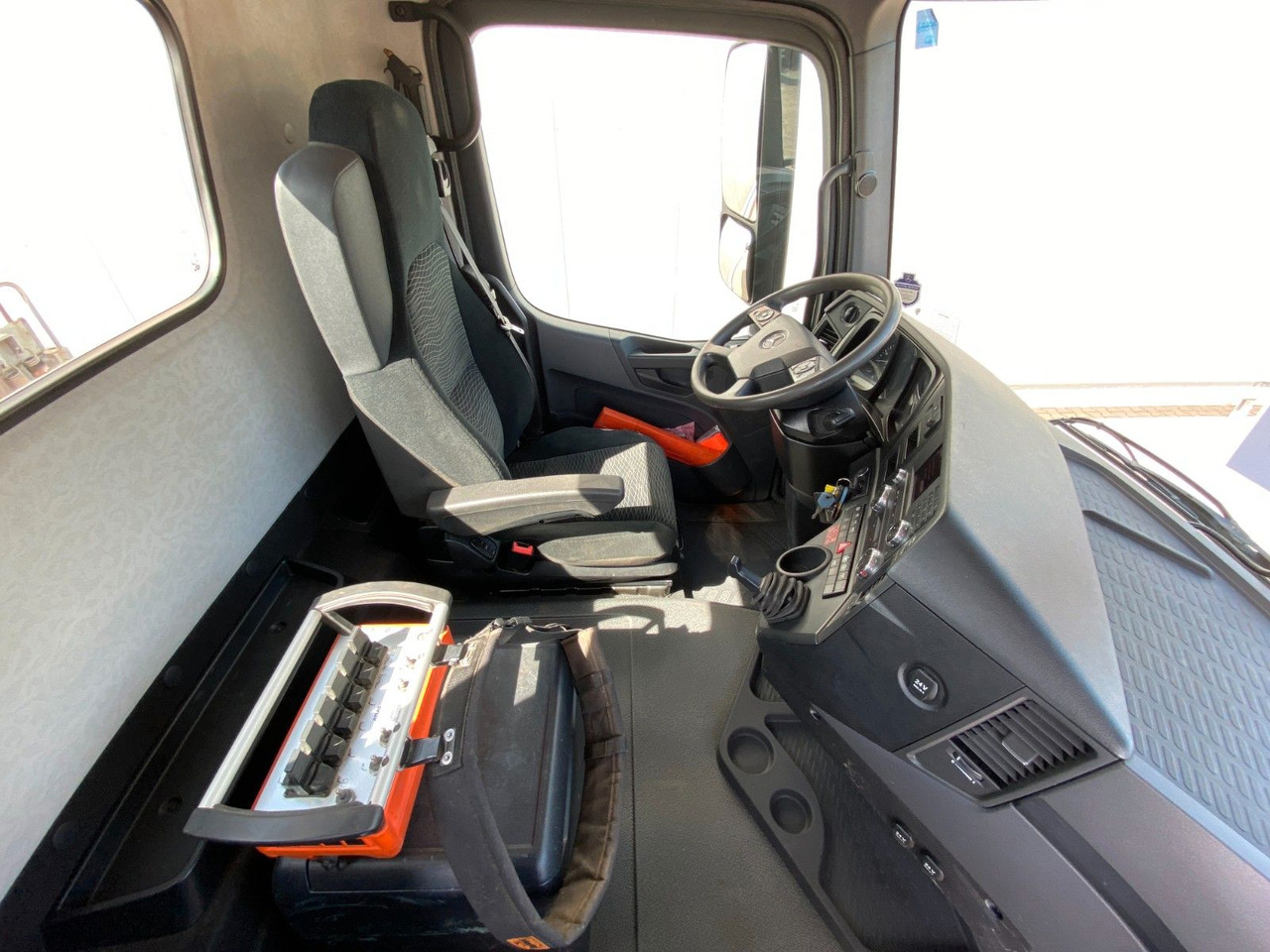 Autocarro ribaltabile, Camion con gru Mercedes-Benz Arocs 1843 HAD 4x4 | Atlas 116.3-A3*5+6.Kreis: foto 17