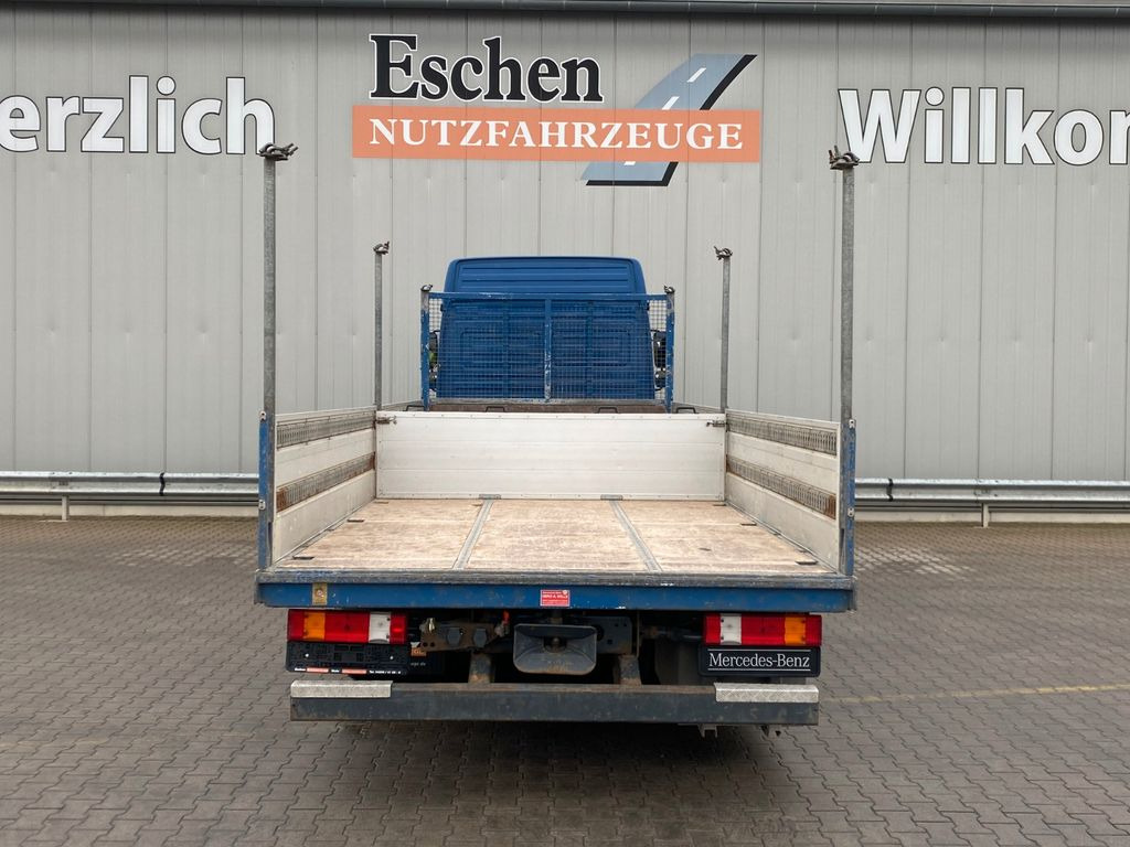 Mercedes-Benz Axor 1829 LL 6,55m Pritsche*6 Sitze*Klima*AHK - Autocarro con pianale/ Cassone fisso: foto 4 Mercedes-Benz Axor 1829 LL 6,55m Pritsche*6 Sitze*Klima*AHK - Autocarro con pianale/ Cassone fisso: foto 4
