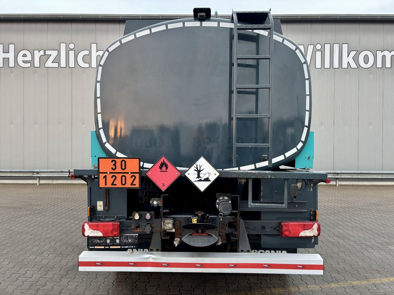 Scania G420 Esterer A3 | 2x Kammern*Oben/Unten*Retarder - Camion cisterna: foto 4 Scania G420 Esterer A3 | 2x Kammern*Oben/Unten*Retarder - Camion cisterna: foto 4