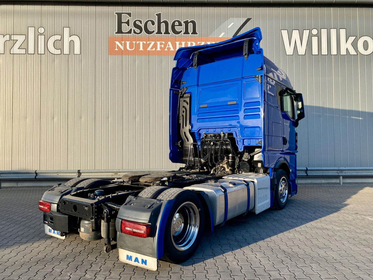 MAN TGX 18.510 |TG3*GM-Kabine*Retarder*ACC*Navi*1.Hd - Trattore stradale: foto 5 MAN TGX 18.510 |TG3*GM-Kabine*Retarder*ACC*Navi*1.Hd - Trattore stradale: foto 5