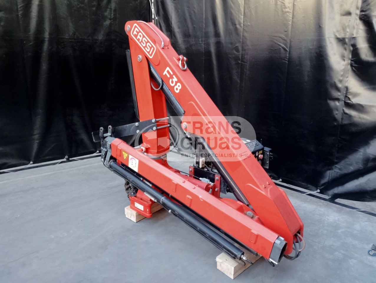 Grúa Fassi F38AF - Gru per autocarro per Camion: foto 2 Grúa Fassi F38AF - Gru per autocarro per Camion: foto 2