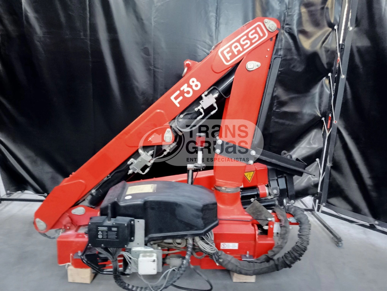 Grúa Fassi F38AF - Gru per autocarro per Camion: foto 5 Grúa Fassi F38AF - Gru per autocarro per Camion: foto 5