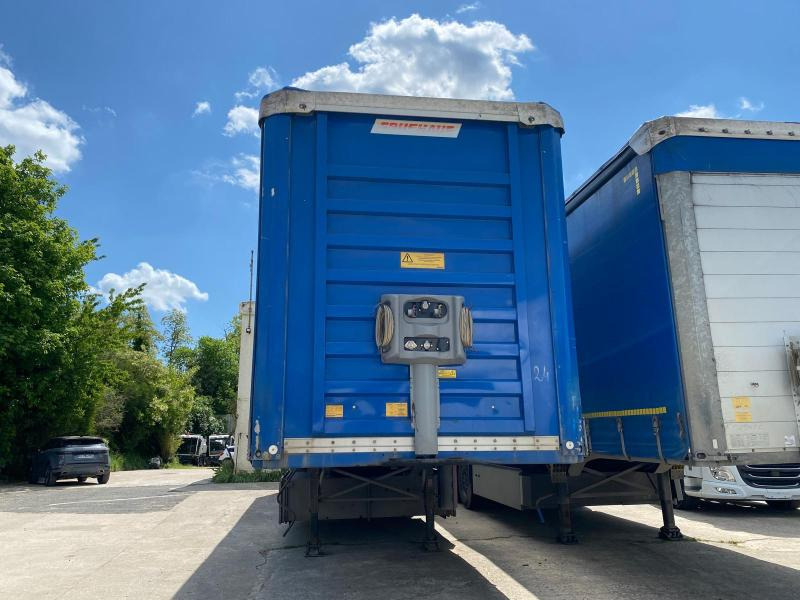 Fruehauf - Semirimorchio centinato: foto 5 Fruehauf - Semirimorchio centinato: foto 5